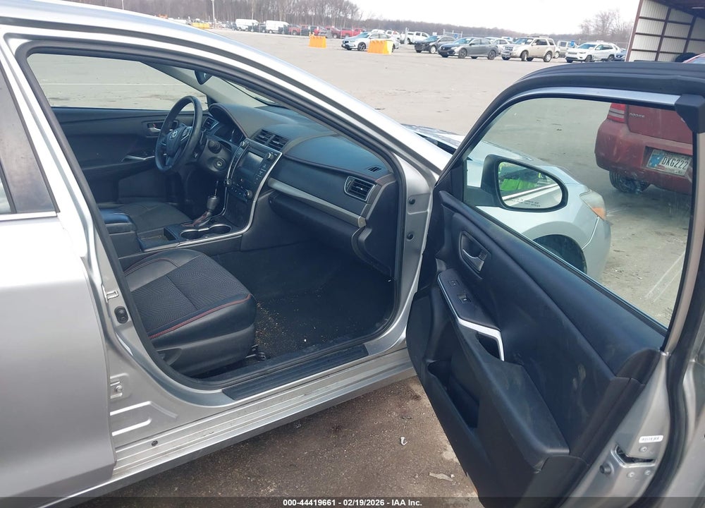 2017 TOYOTA CAMRY SE VIN: 4T1BF1FK8HU366777