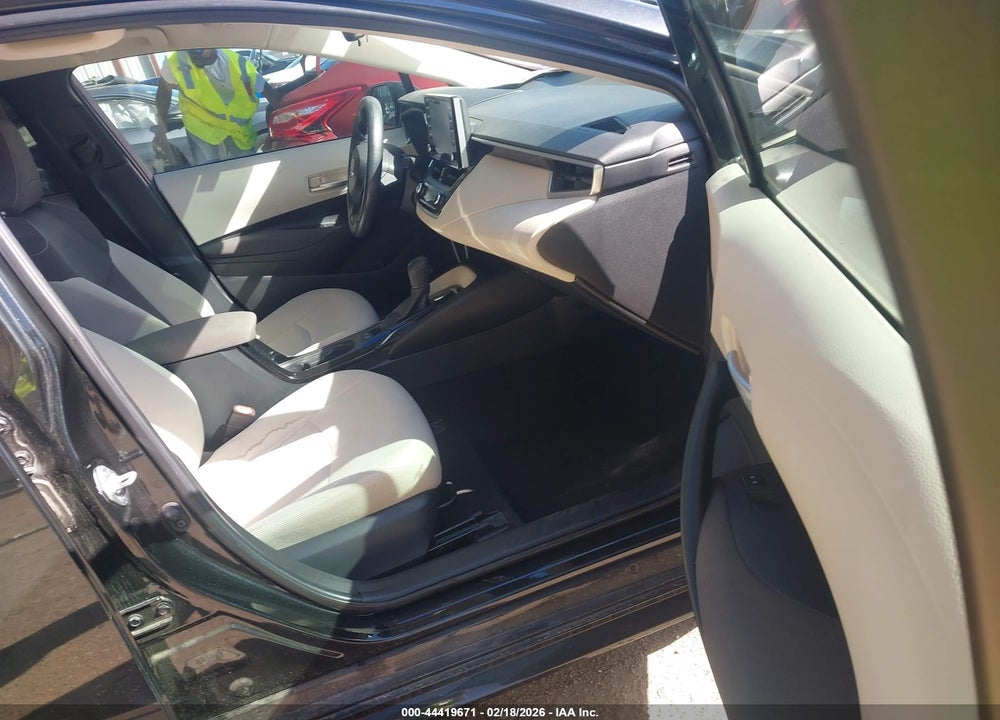 2020 TOYOTA COROLLA LE VIN: 5YFEPRAE3LP090464