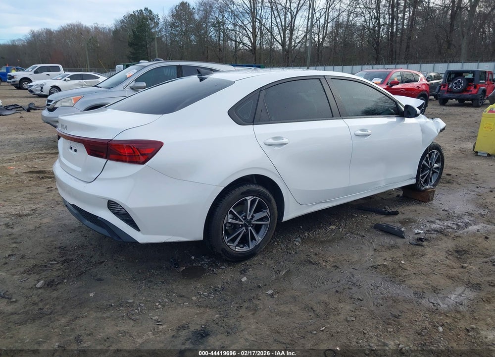 2022 KIA FORTE LXS VIN: 3KPF24AD4NE435339