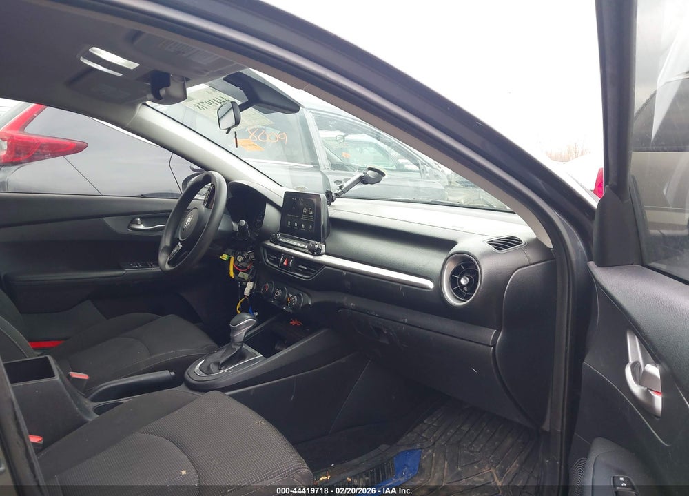 2020 KIA FORTE LXS VIN: 3KPF24AD7LE147019