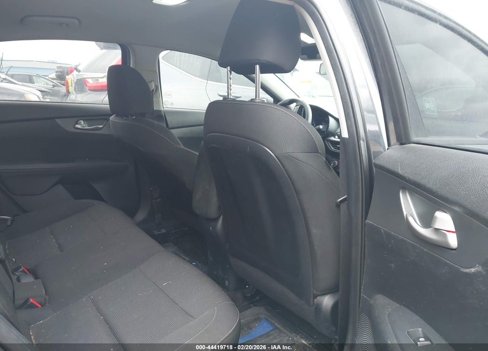 2020 KIA FORTE LXS VIN: 3KPF24AD7LE147019