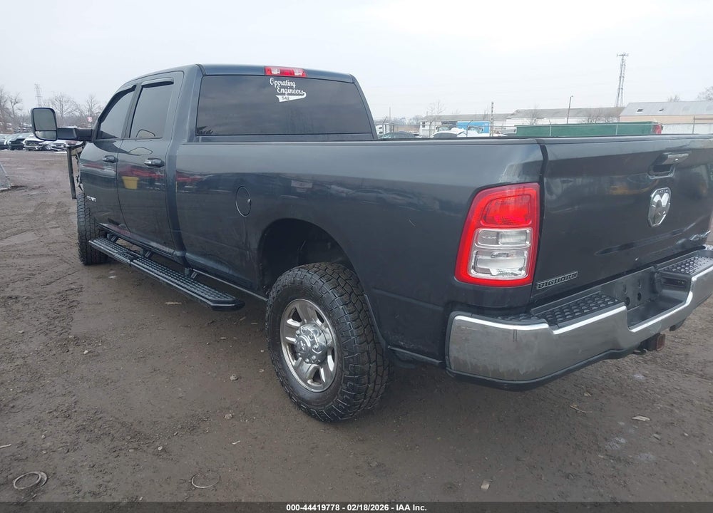 2019 RAM 2500 BIG HORN  4X4 8' BOX VIN: 3C6UR5JL4KG519233