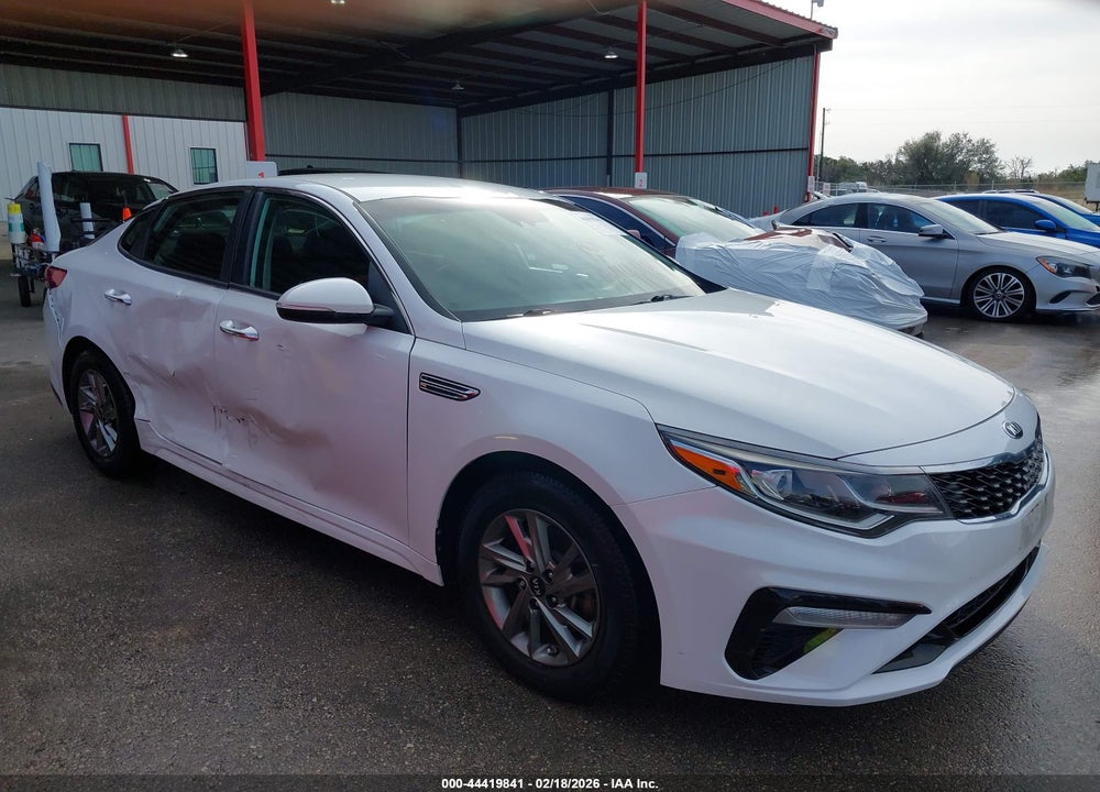 2019 KIA OPTIMA LX VIN: 5XXGT4L30KG326692