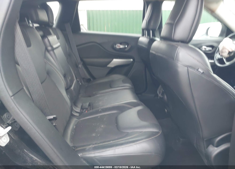2018 JEEP CHEROKEE LATITUDE PLUS 4X4 VIN: 1C4PJMLX5JD619263