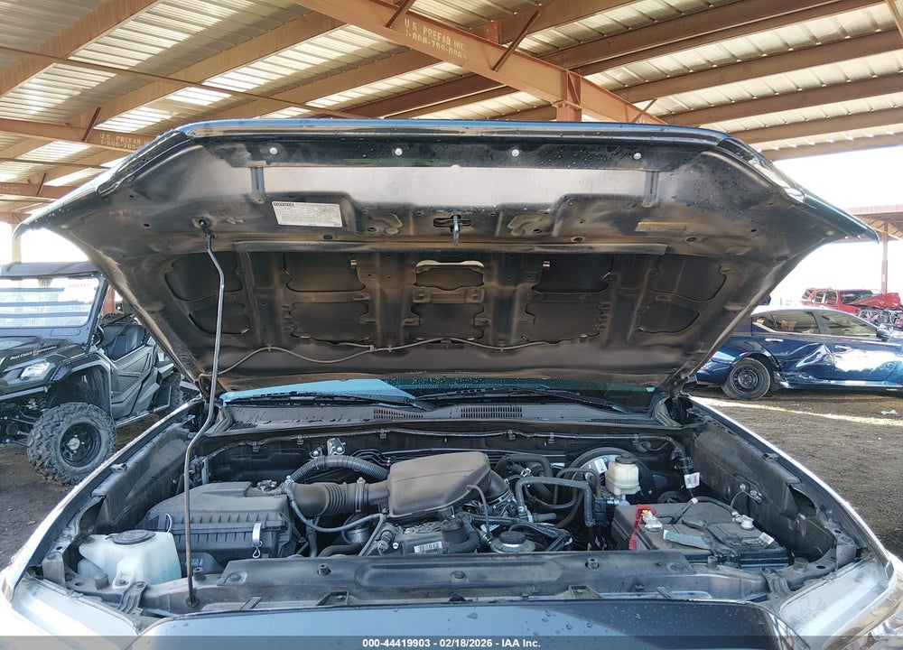 2018 TOYOTA TACOMA SR VIN: 5TFRX5GNXJX111780