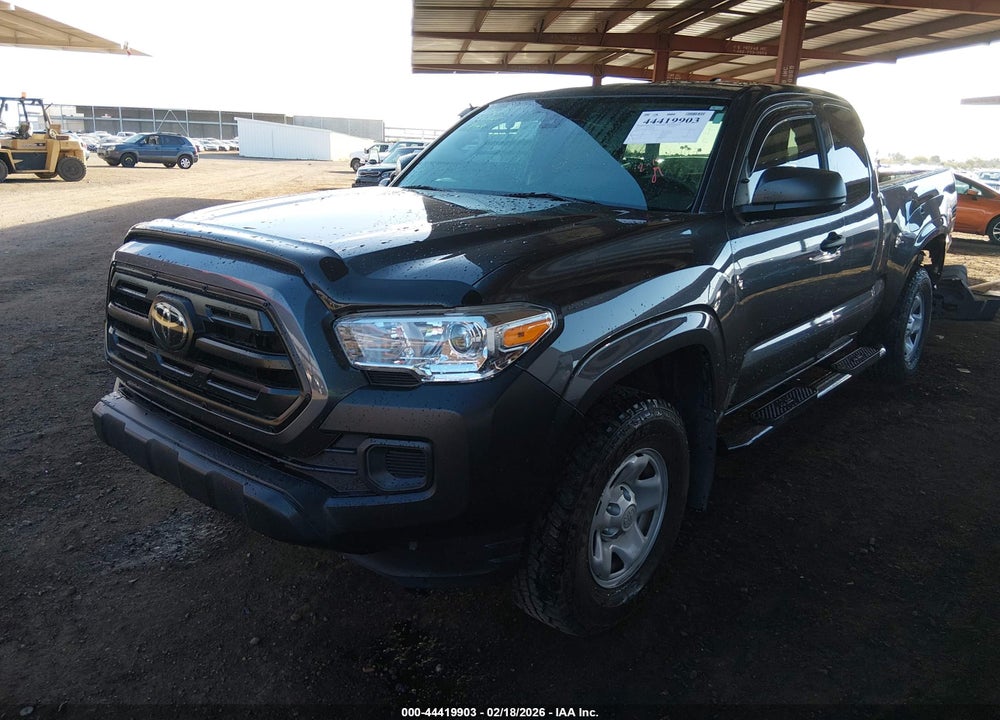2018 TOYOTA TACOMA SR VIN: 5TFRX5GNXJX111780