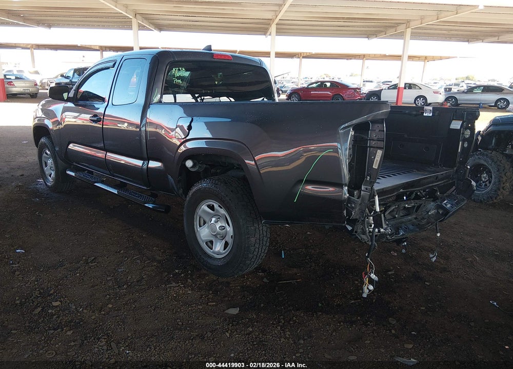 2018 TOYOTA TACOMA SR VIN: 5TFRX5GNXJX111780