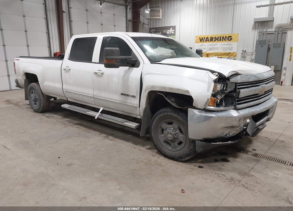 2015 CHEVROLET SILVERADO 2500HD LT VIN: 1GC1KVEG6FF512661