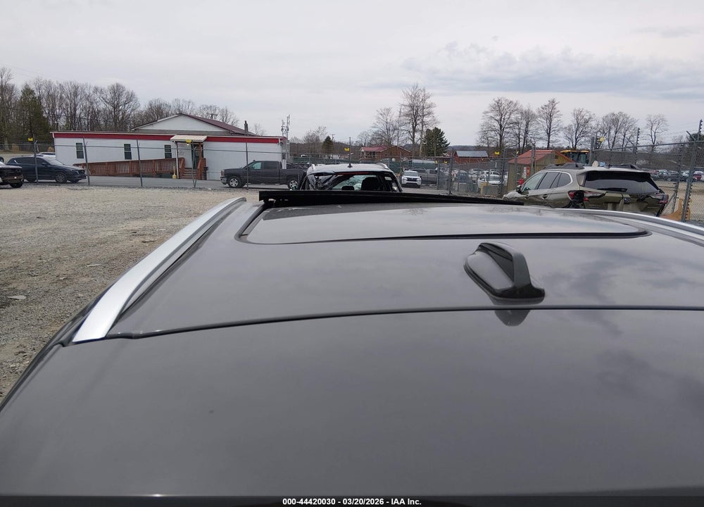 2021 VOLVO XC60 T5 MOMENTUM VIN: YV4102RK8M1850606