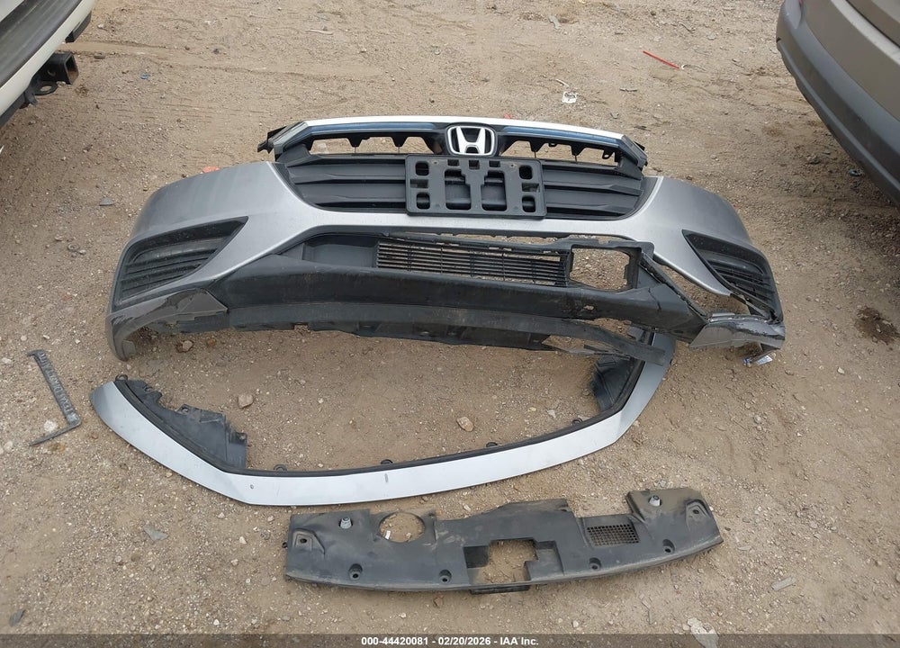 2019 HONDA INSIGHT TOURING VIN: 19XZE4F91KE020483