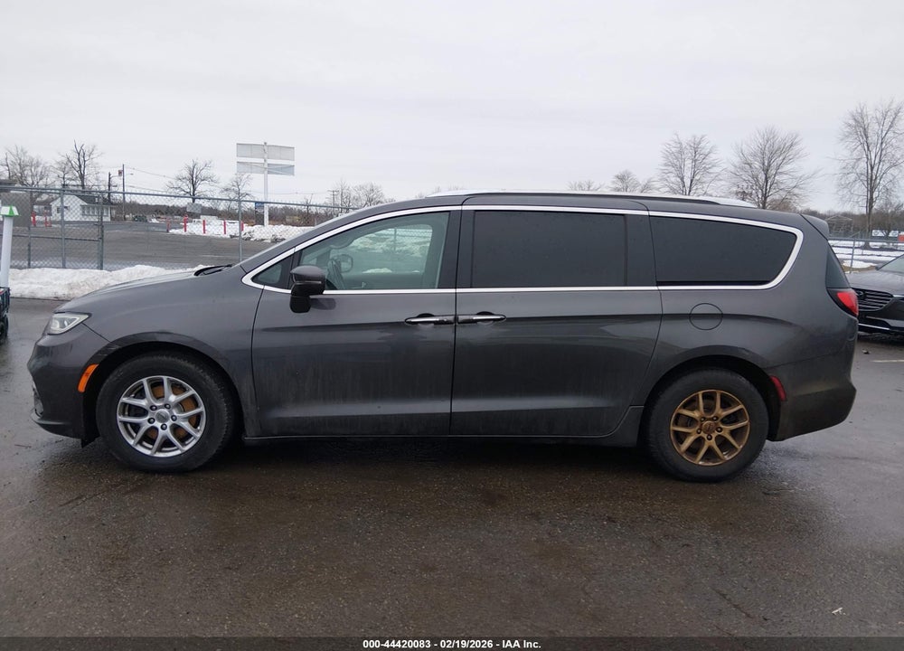 2021 CHRYSLER PACIFICA TOURING L VIN: 2C4RC1BG1MR546994