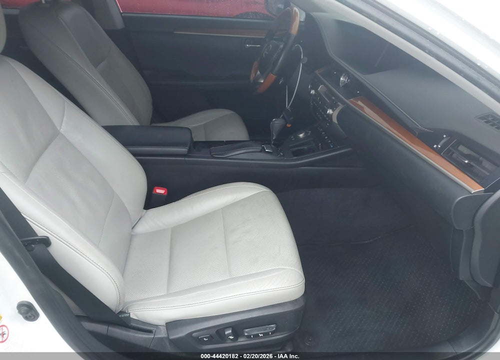 2013 LEXUS ES 300H VIN: JTHBW1GG5D2016204