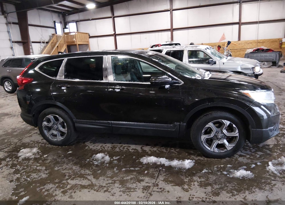 2018 HONDA CR-V VIN: 7FARW2H80JE049640