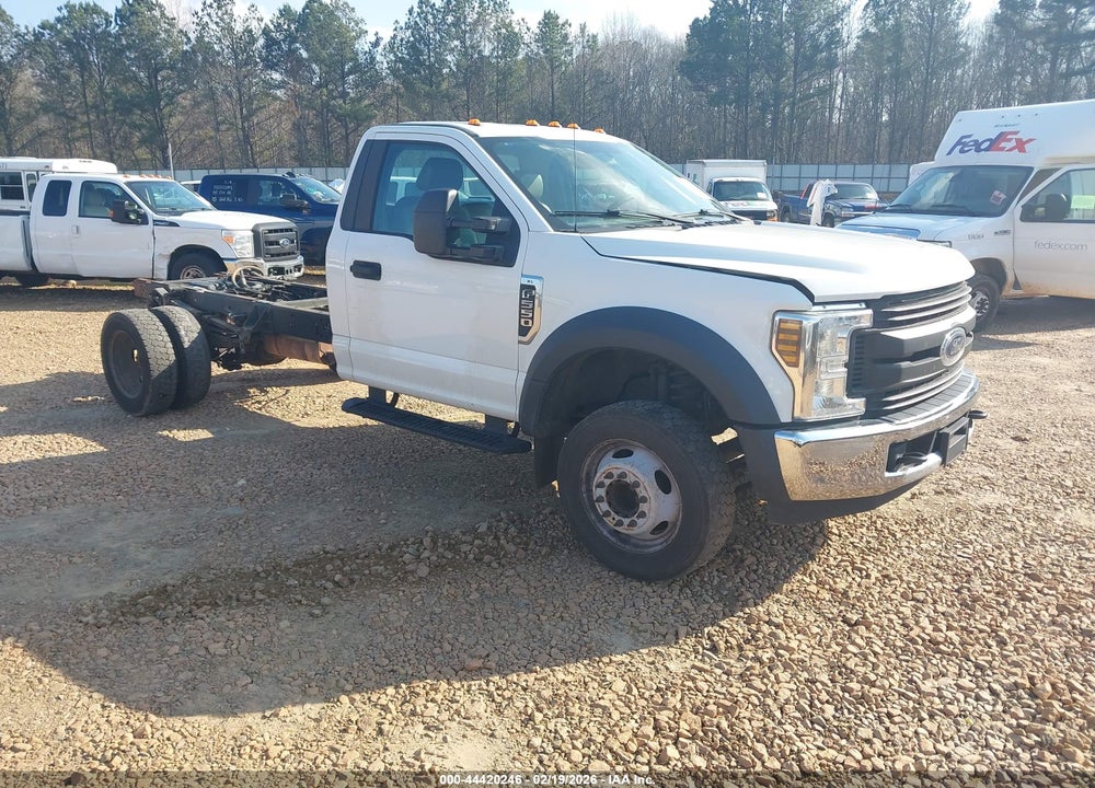 2019 FORD F-550 CHASSIS XL VIN: 1FDUF5GY2KDA01456