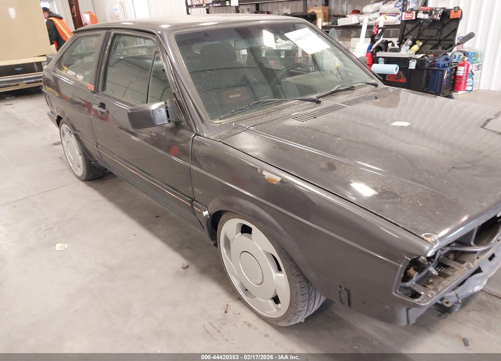 1988 VOLKSWAGEN GTI VIN: 9BWZZZ30ZJT020482