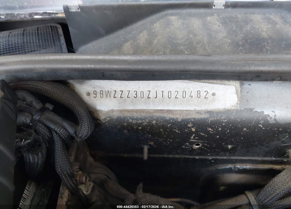 1988 VOLKSWAGEN GTI VIN: 9BWZZZ30ZJT020482