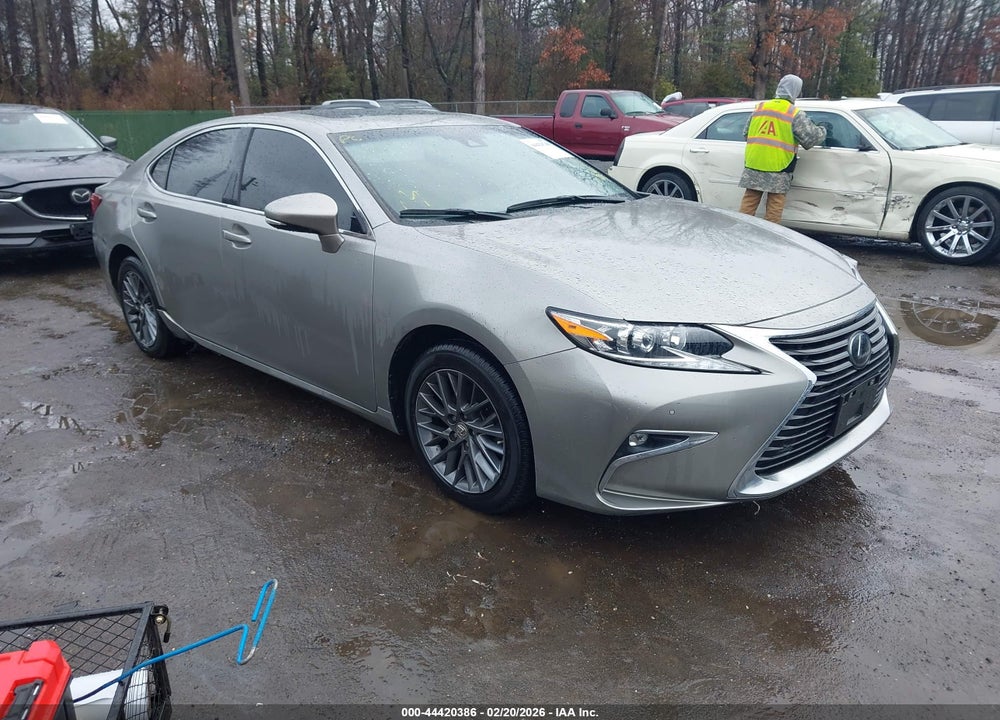 2018 LEXUS ES 350 VIN: 58ABK1GG6JU112957