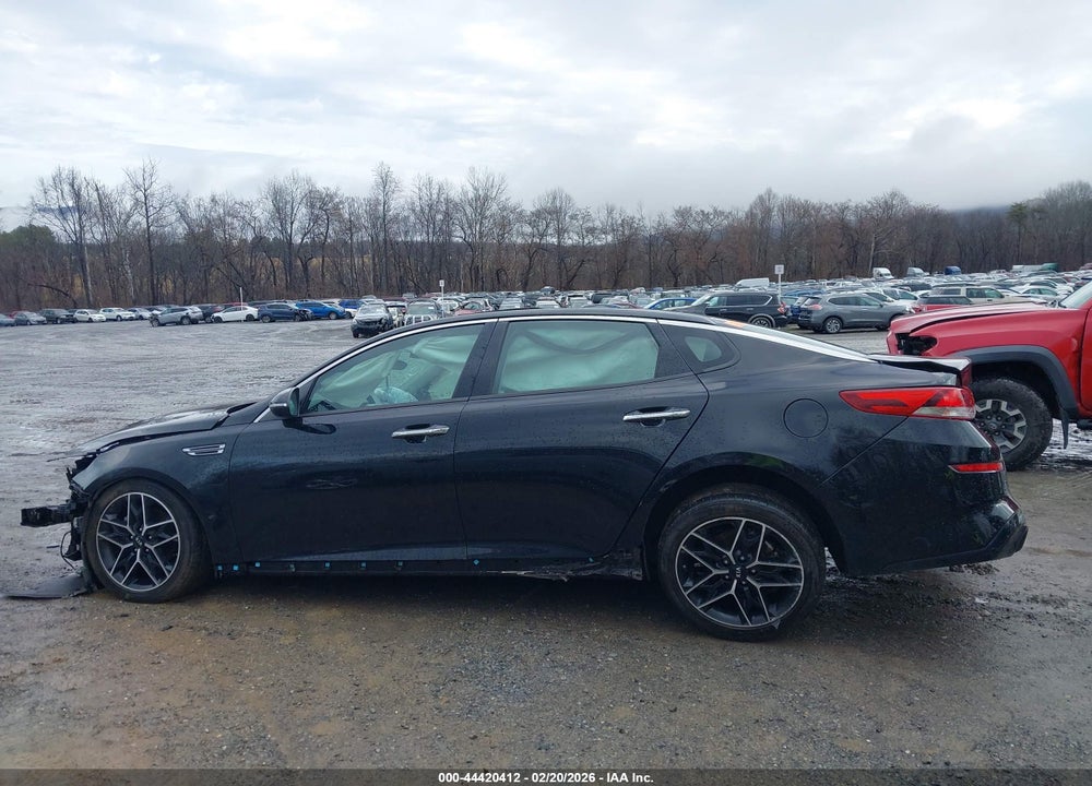 2020 KIA OPTIMA SE VIN: 5XXGT4L3XLG433900