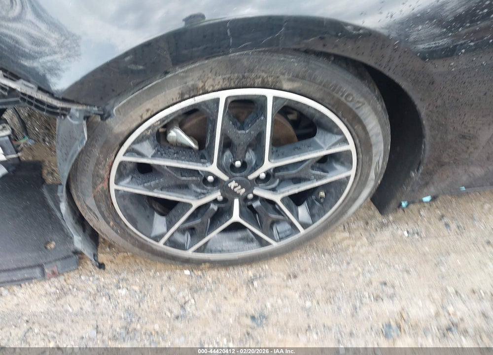 2020 KIA OPTIMA SE VIN: 5XXGT4L3XLG433900