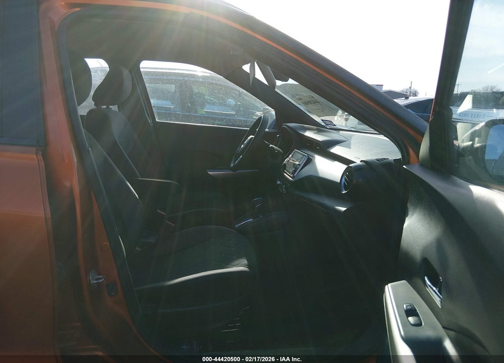 2019 NISSAN KICKS SV VIN: 3N1CP5CU4KL516519