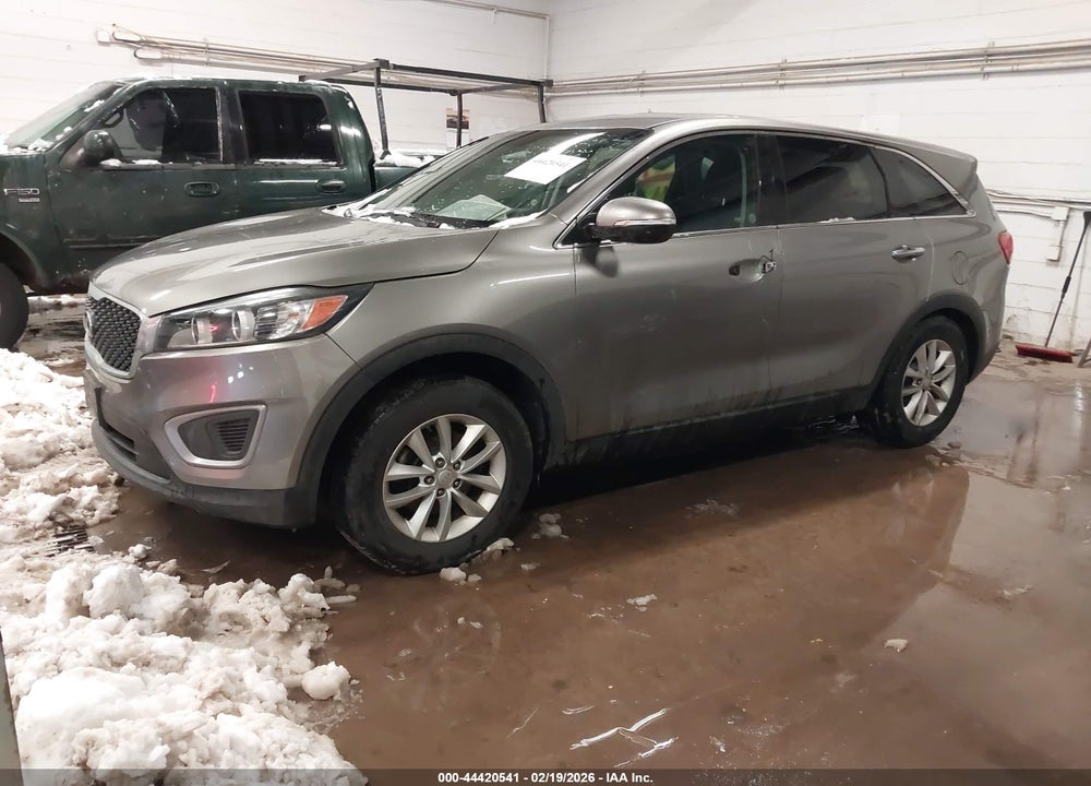 2017 KIA SORENTO 2.4L L VIN: 5XYPG4A30HG207259