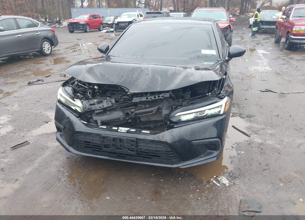2022 HONDA CIVIC EX VIN: 2HGFE1F74NH317595