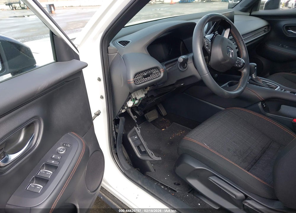 2024 HONDA HR-V VIN: 3CZRZ2H59RM781436