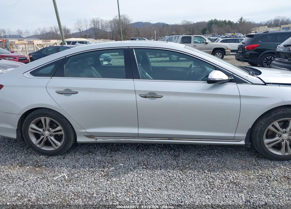 2019 HYUNDAI SONATA SPORT VIN: 5NPE34AF5KH820622