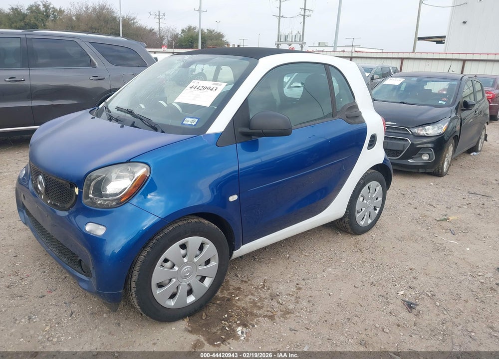 2017 SMART FORTWO PURE VIN: WMEFJ5DAXHK172447