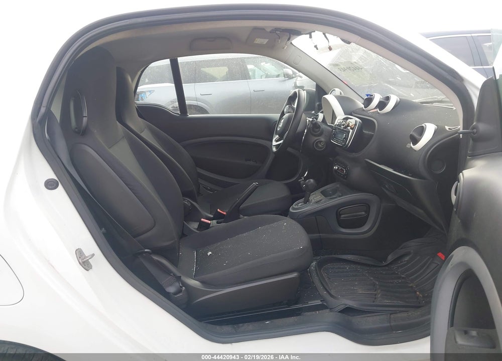 2017 SMART FORTWO PURE VIN: WMEFJ5DAXHK172447