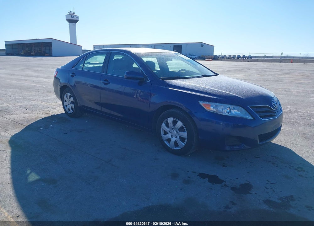 2011 TOYOTA CAMRY LE VIN: 4T1BF3EK4BU590584