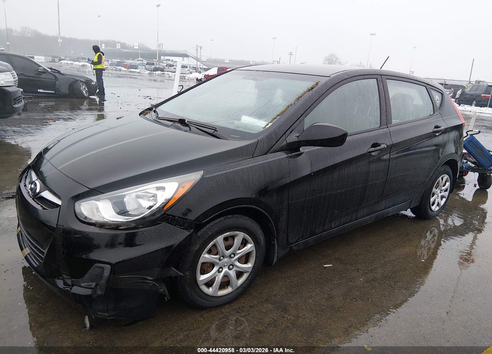 2013 HYUNDAI ACCENT GS VIN: KMHCT5AE6DU138793