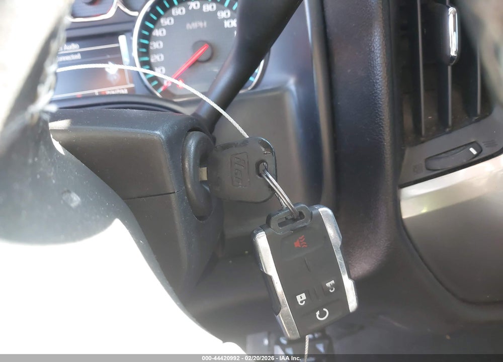 2016 CHEVROLET SILVERADO 1500 2LT VIN: 1GCVKREC1GZ394637