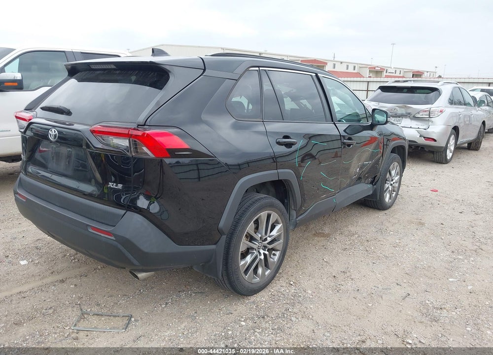 2023 TOYOTA RAV4 XLE PREMIUM VIN: 2T3C1RFV3PW261050