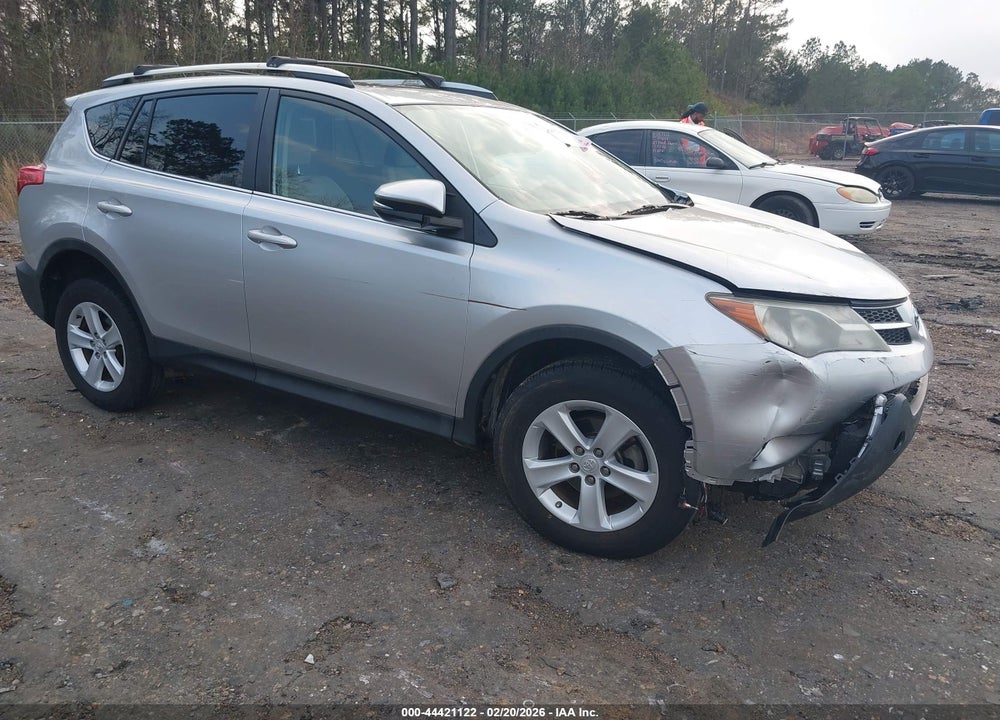 2014 TOYOTA RAV4 XLE VIN: 2T3WFREVXEW121395