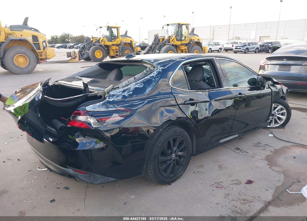 2021 TOYOTA CAMRY LE VIN: 4T1C11AK8MU590460