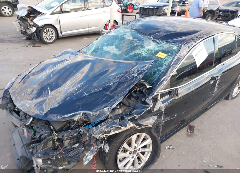 2021 TOYOTA CAMRY LE VIN: 4T1C11AK8MU590460