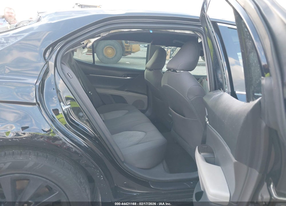 2021 TOYOTA CAMRY LE VIN: 4T1C11AK8MU590460