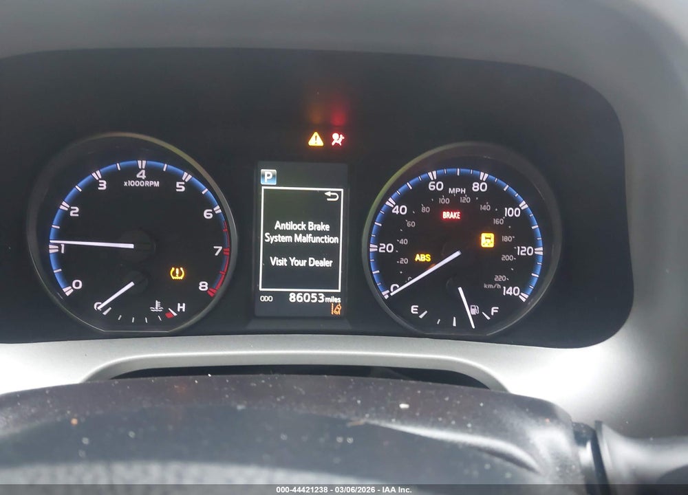 2017 TOYOTA RAV4 LE VIN: 2T3BFREV2HW585347