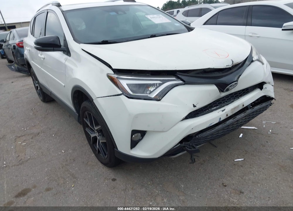 2017 TOYOTA RAV4 SE VIN: JTMNFREV7HJ143854