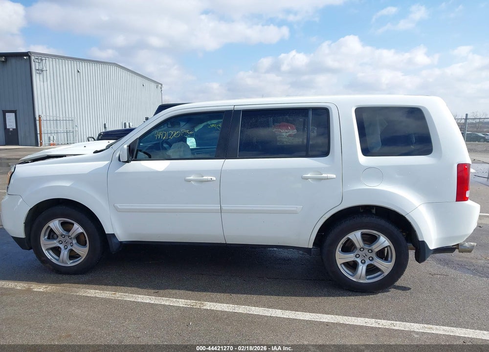 2015 HONDA PILOT EX-L VIN: 5FNYF4H5XFB033381