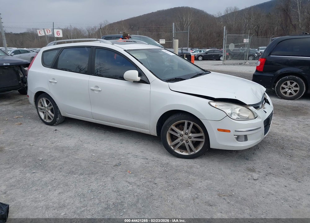 2011 HYUNDAI ELANTRA TOURING SE VIN: KMHDC8AE1BU097198