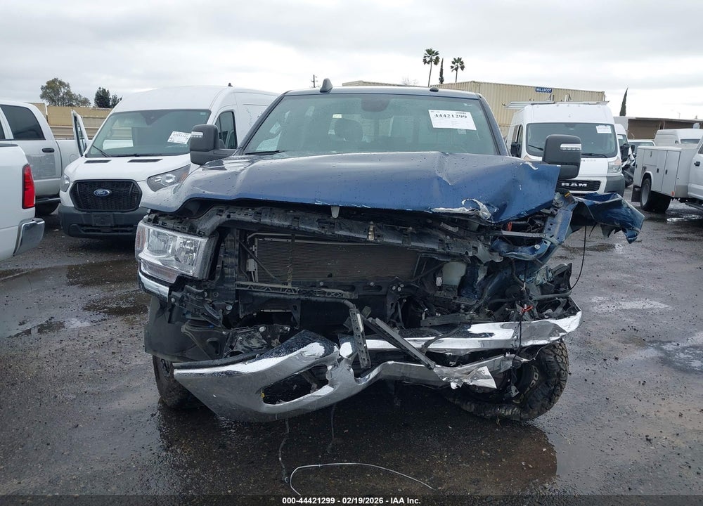 2024 RAM 2500 BIG HORN  4X4 6'4 BOX VIN: 3C6UR5DJ7RG386391