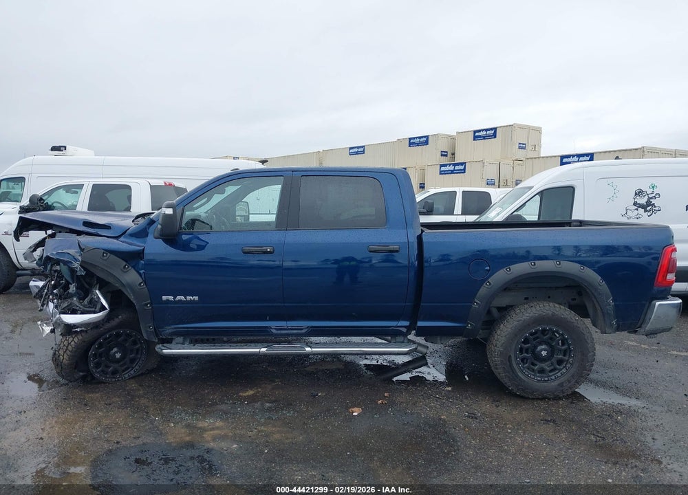 2024 RAM 2500 BIG HORN  4X4 6'4 BOX VIN: 3C6UR5DJ7RG386391