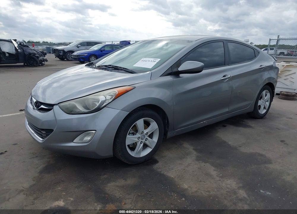 2013 HYUNDAI ELANTRA GLS VIN: KMHDH4AEXDU930395