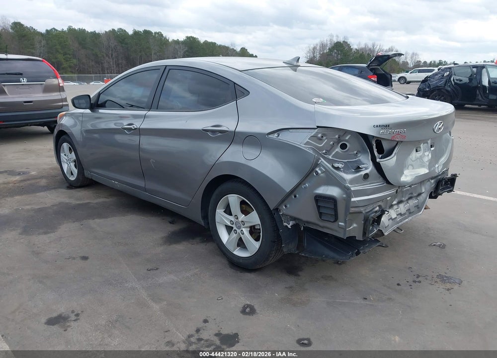 2013 HYUNDAI ELANTRA GLS VIN: KMHDH4AEXDU930395