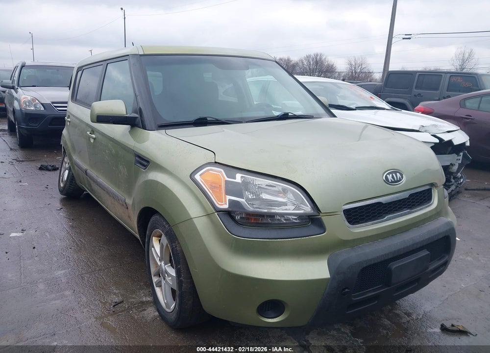 2011 KIA SOUL + VIN: KNDJT2A28B7297701