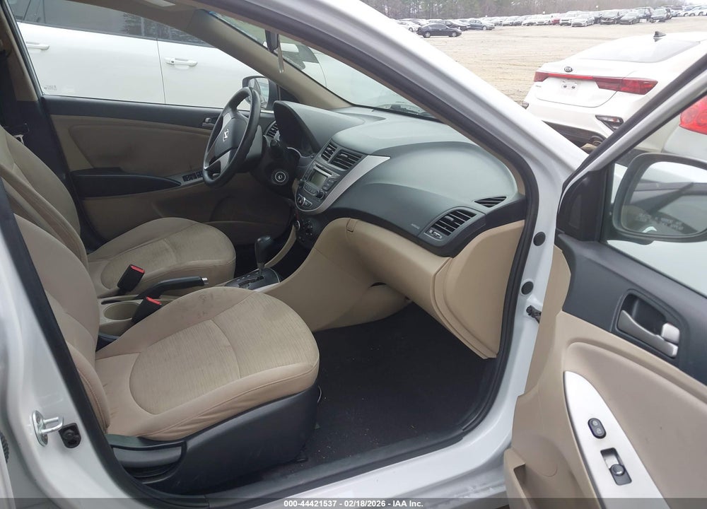 2017 HYUNDAI ACCENT SE VIN: KMHCT4AE8HU367427