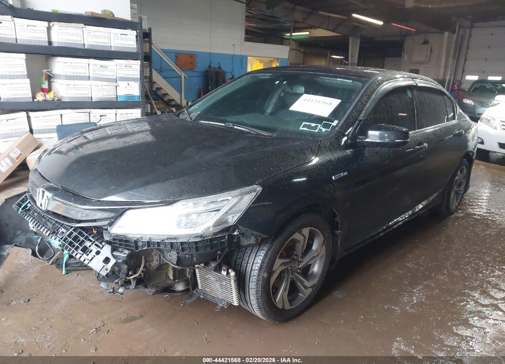 2015 HONDA ACCORD HYBRID EX-L VIN: 1HGCR6F57FA015074