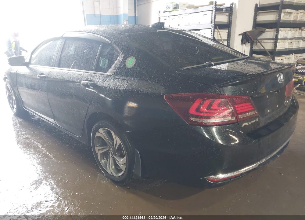 2015 HONDA ACCORD HYBRID EX-L VIN: 1HGCR6F57FA015074